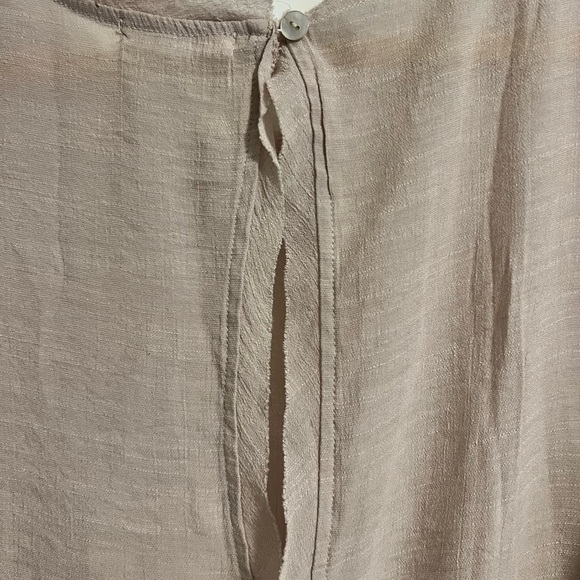 ✨Wishlist Ruffle Sleeve Blouse – Size L - Picture 6 of 8